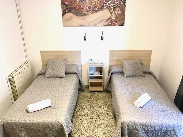 Hostal Badalona Zewnętrze zdjęcie
