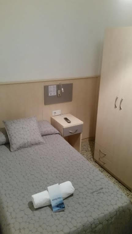 Hostal Badalona Zewnętrze zdjęcie