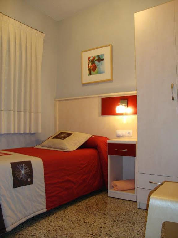 Hostal Badalona Zewnętrze zdjęcie